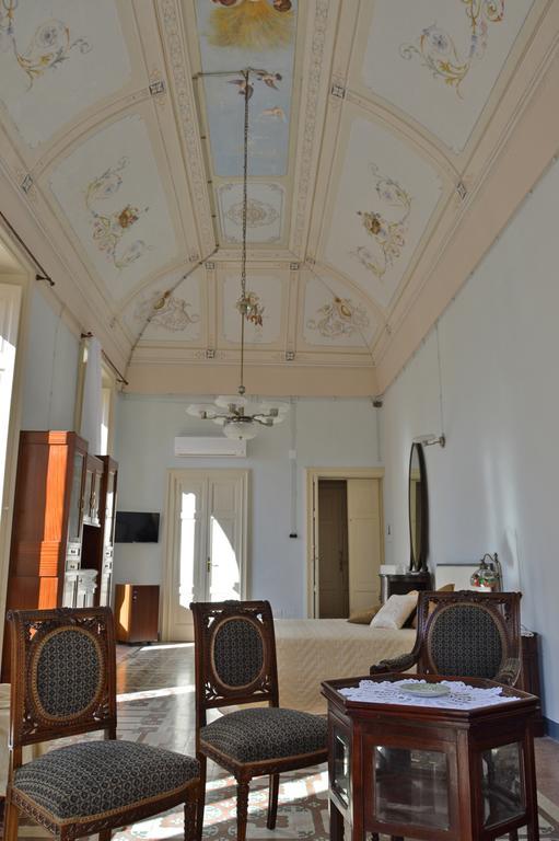Palazzo Vallebona Gallipoli Luaran gambar