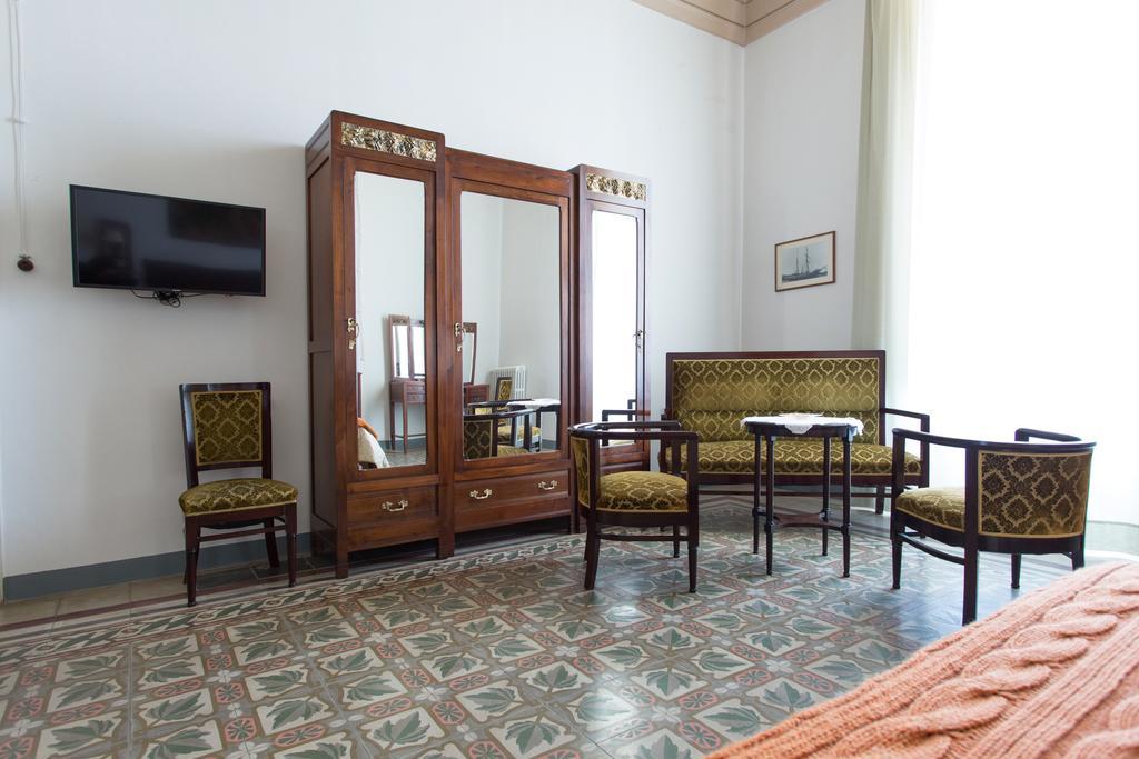 Palazzo Vallebona Gallipoli Luaran gambar