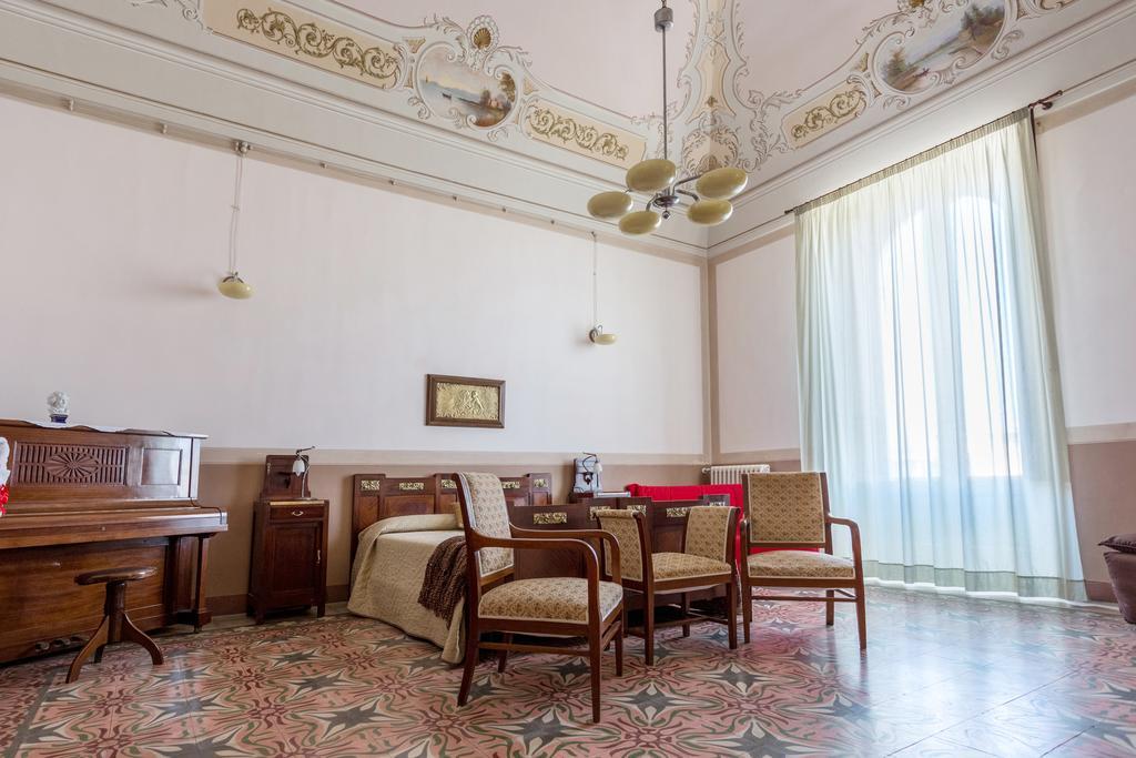 Palazzo Vallebona Gallipoli Luaran gambar