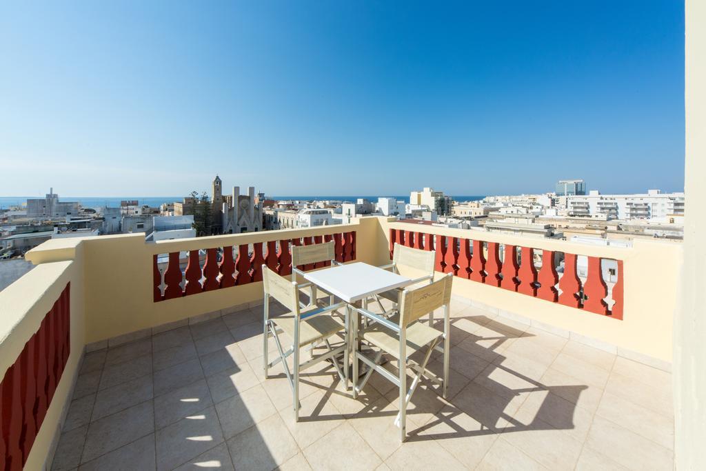Palazzo Vallebona Gallipoli Luaran gambar
